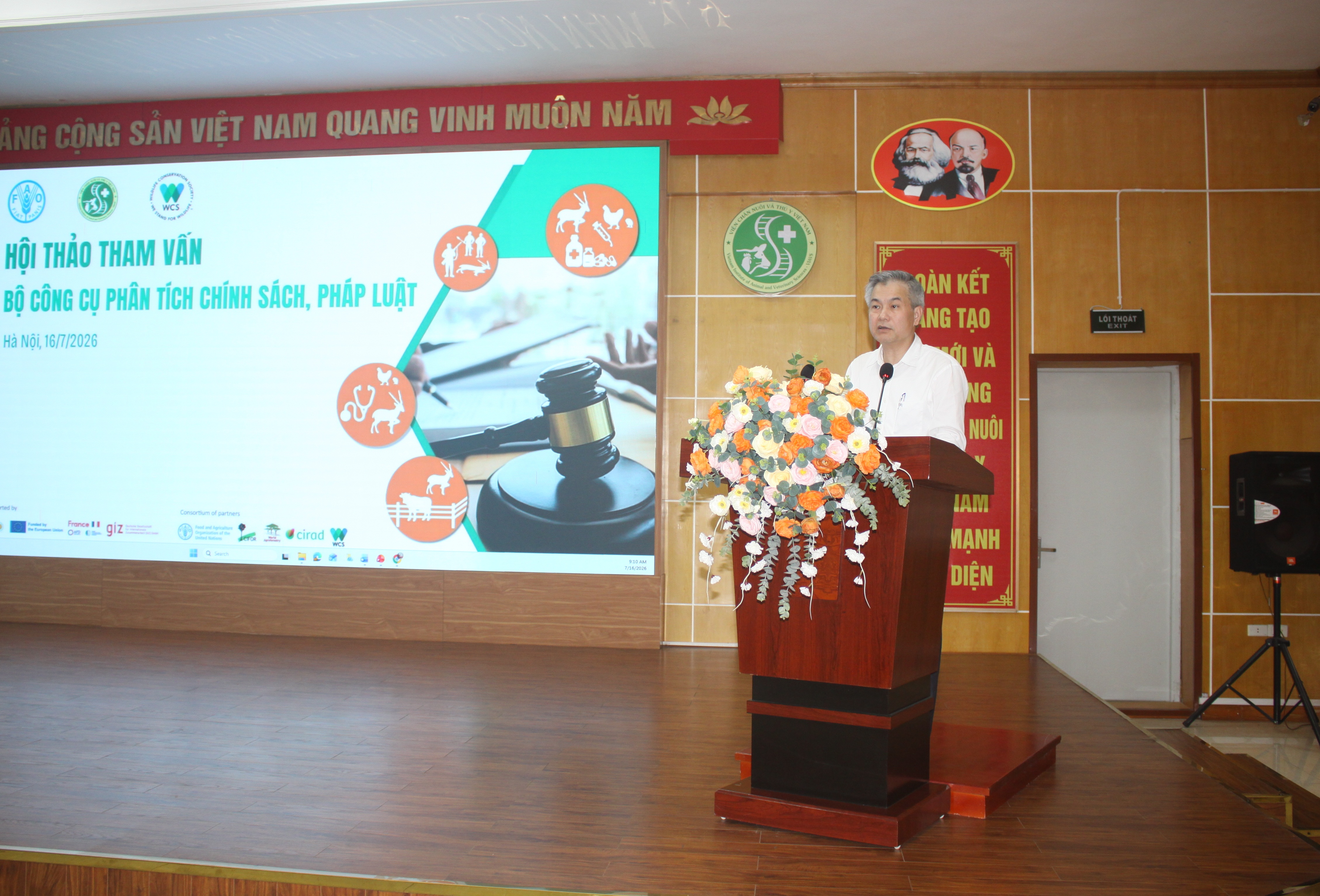 Hội thảo tham vấn “Bộ công cụ phân tích chính sách, pháp luật” Hội thảo tham vấn “Bộ công cụ phân tích chính sách, pháp luật”